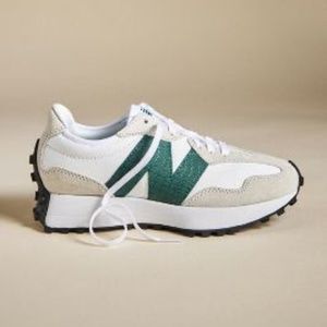 NEW BALANCE 327 SNEAKERS